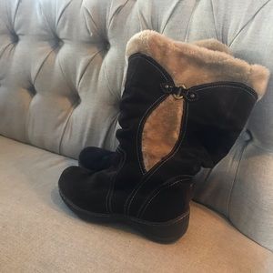 Brown faux fur boots 7